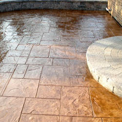 декоративный бетон в финишной обработке с защитным слоем